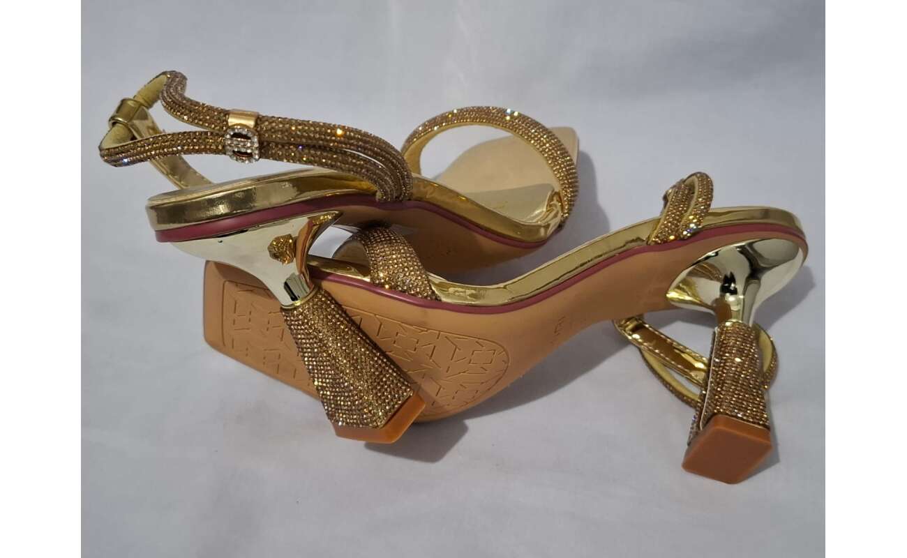 Yunai & Lady Shoes Chunky Heels