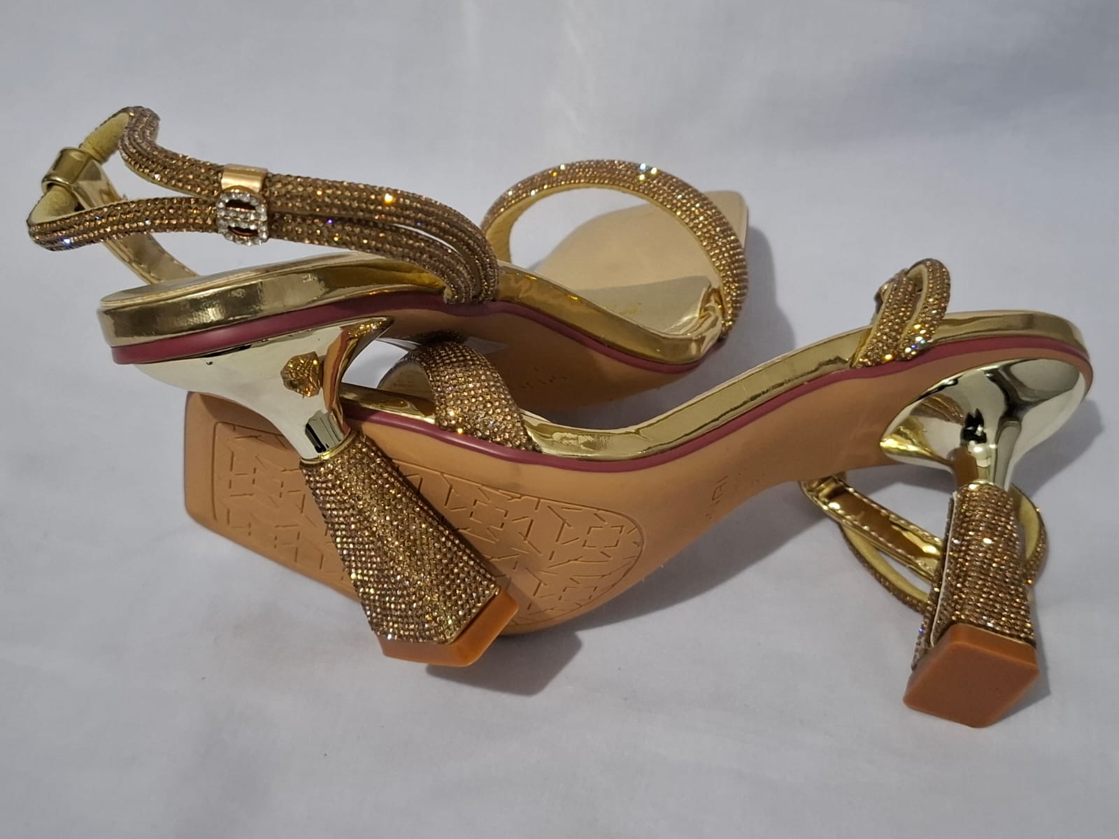 Yunai & Lady Shoes Chunky Heels 6 Yunai & Lady Shoes Chunky Heels - Image 1