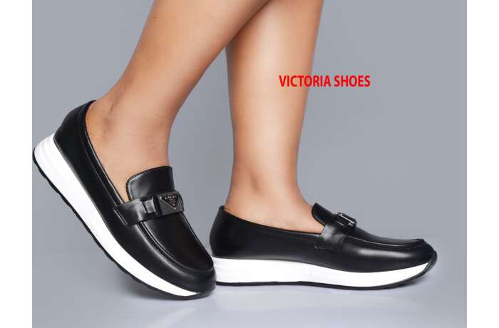 Victoria Boyfriend's Shoes for Ladies' - Image 2