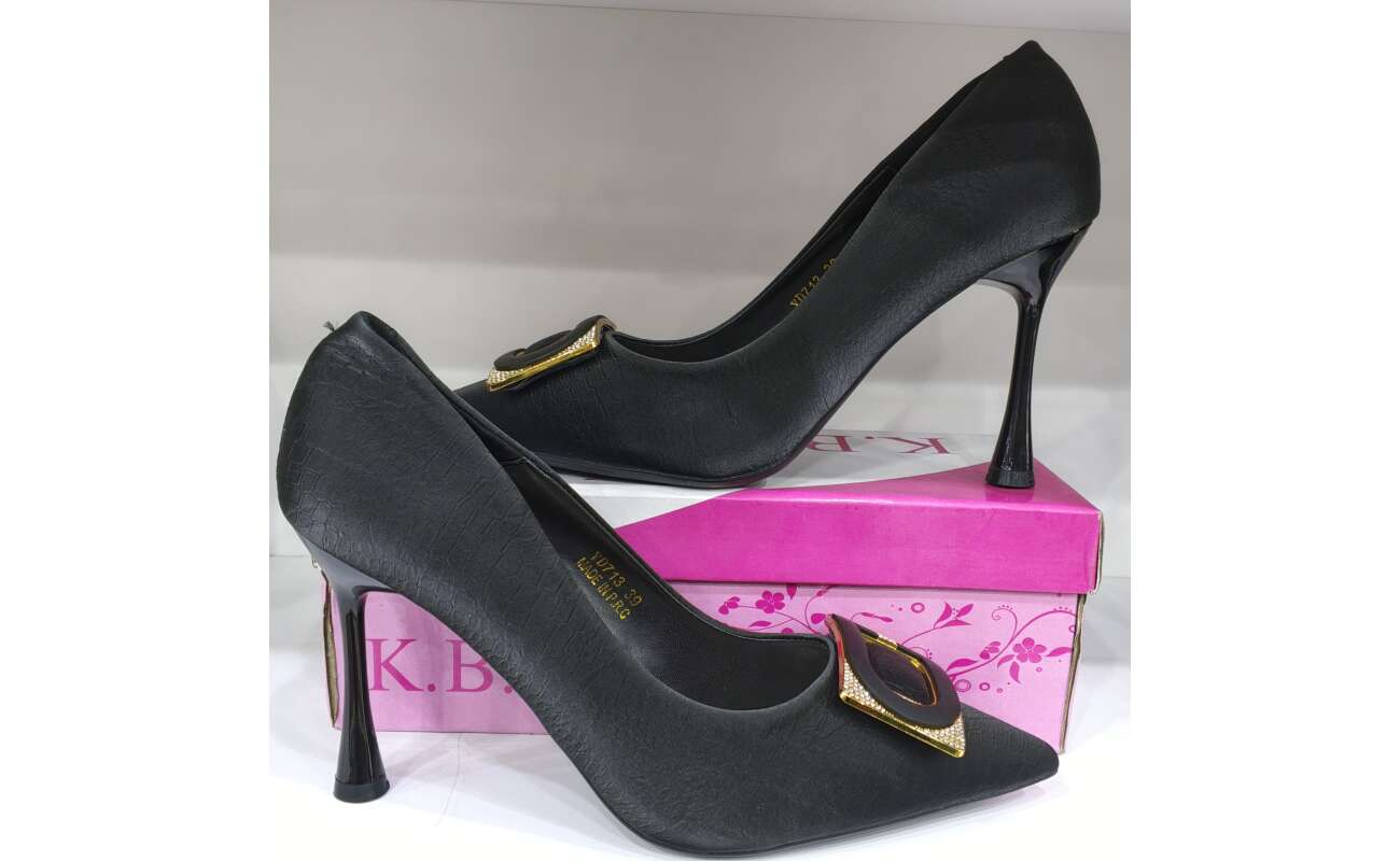 Yunai Heels