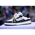 Louis Vuitton Sneaker - Image 2